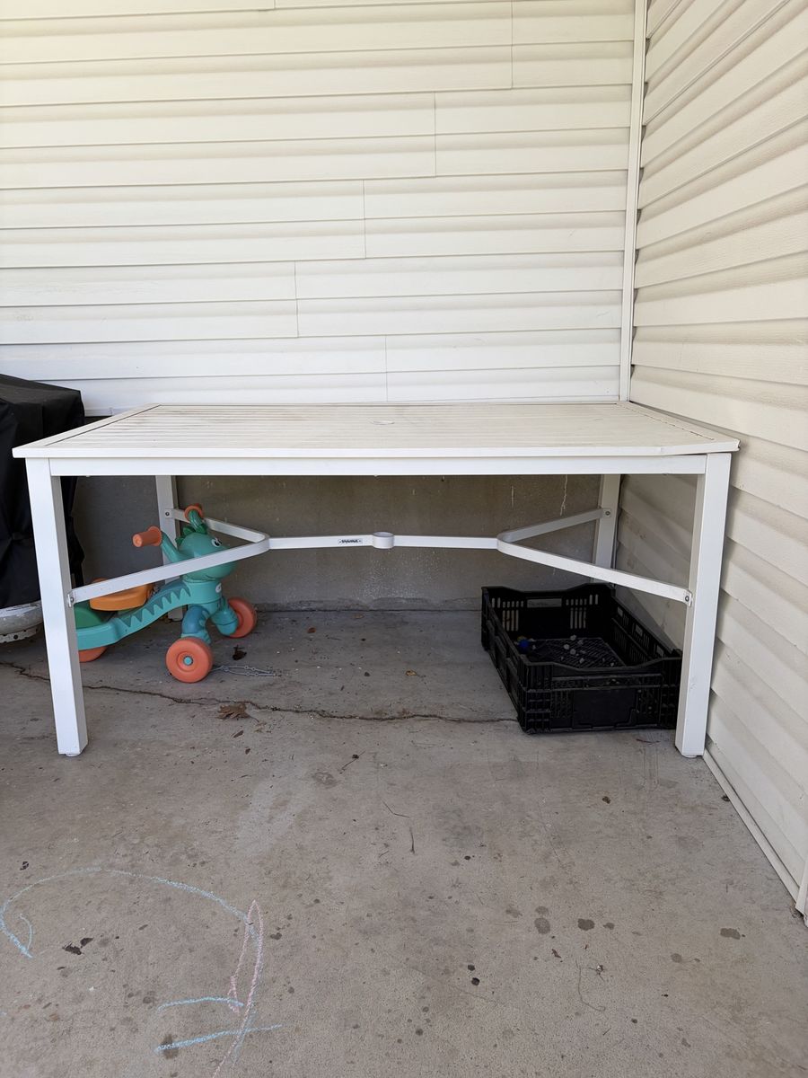 Outdoor Dining Table