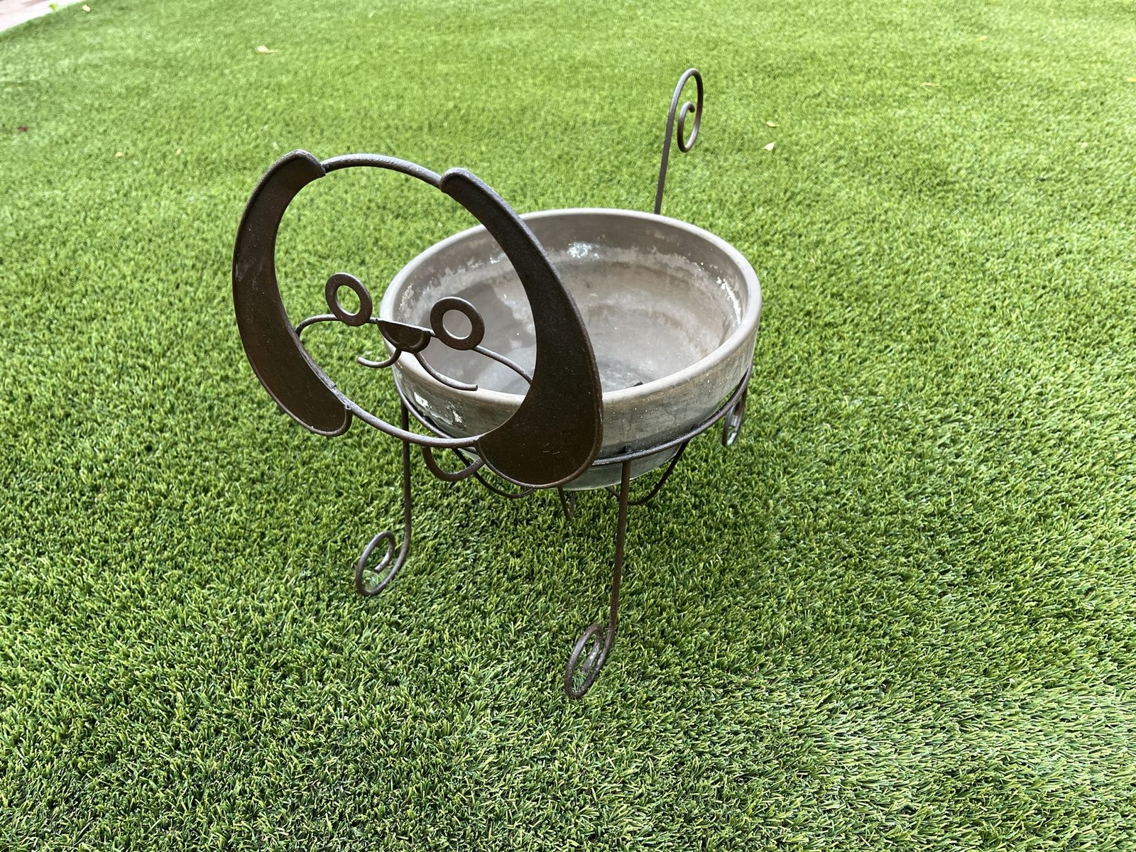 Brown Metal Dog Shaped Garden Planter Stand with Pot