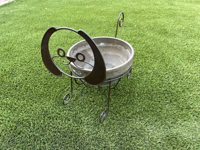 Brown Metal Dog Shaped Garden Planter Stand with Pot