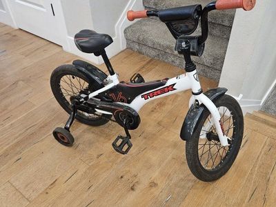 Trek 16 inch Kids Bike