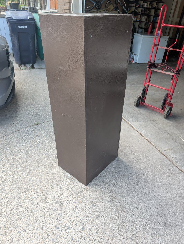Main image 6