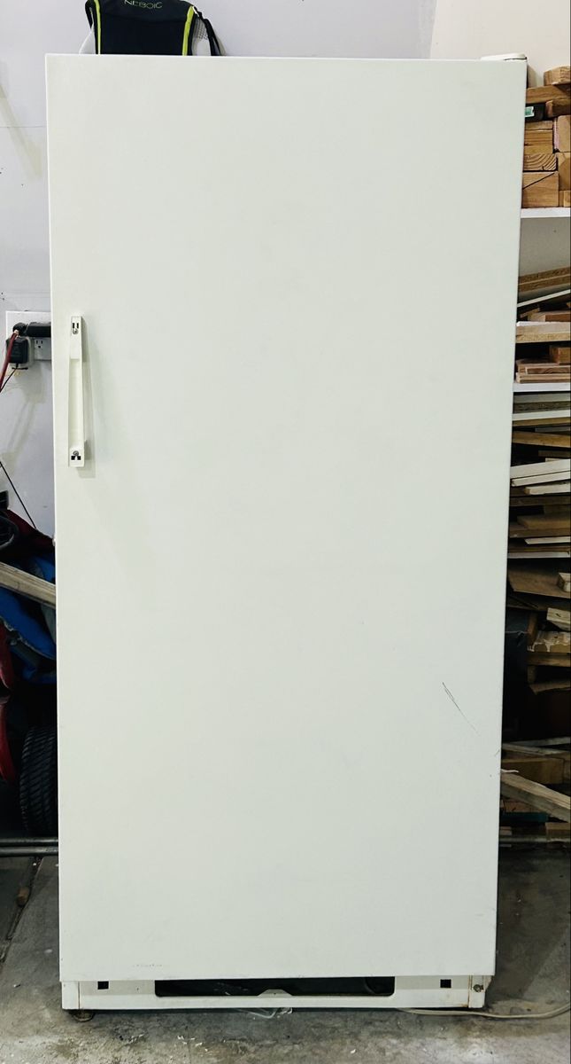 17 cubic foot freezer