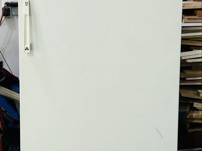 17 cubic foot freezer