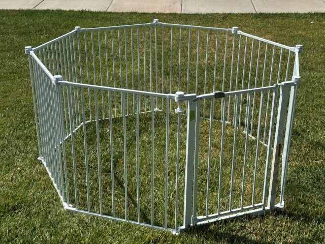 Regalo 2-in-1 Super Wide Safety Gate & Play Yard