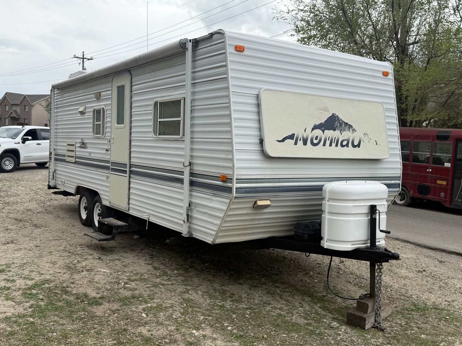 2001 NoMad Bunk House