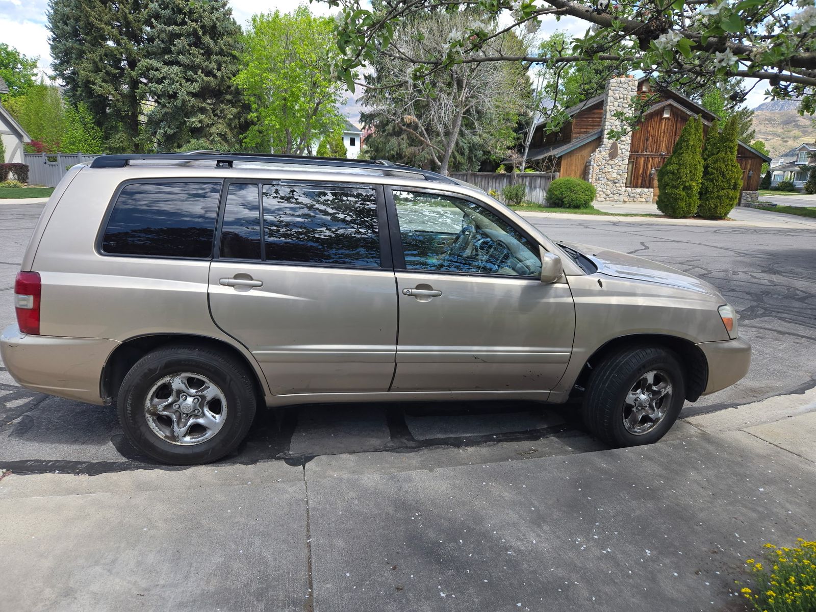 2005 TOYOTA HIGHLANDER