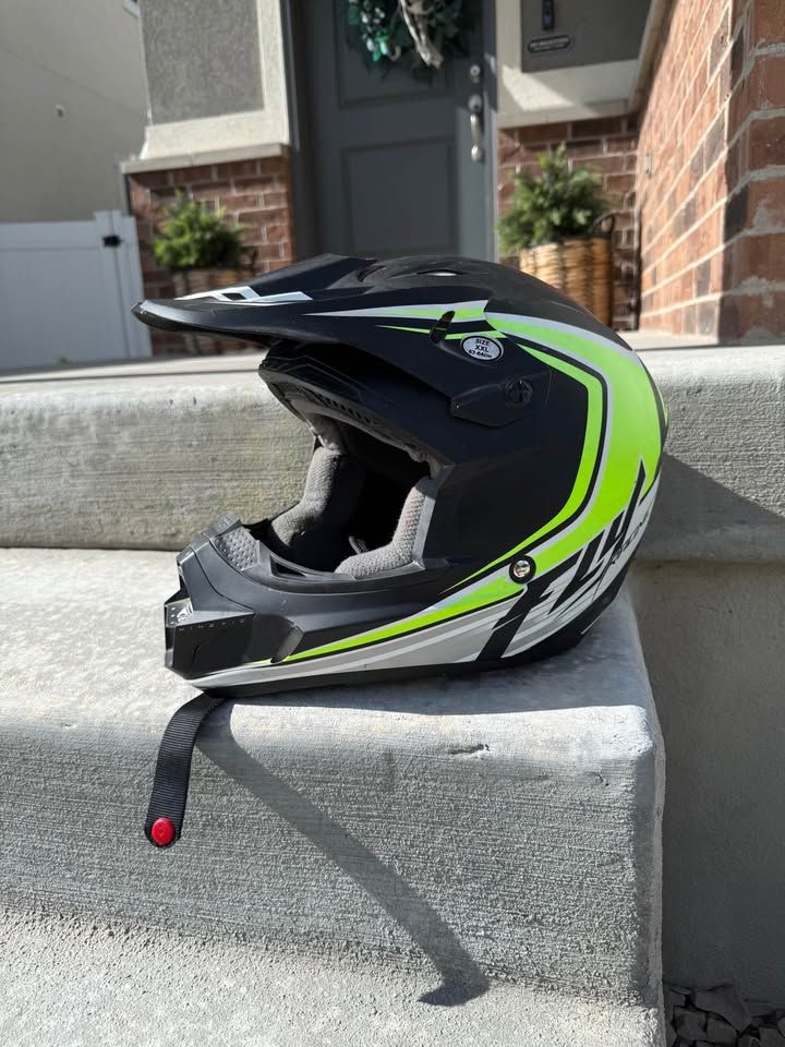 Fly Racing Helmet XXL