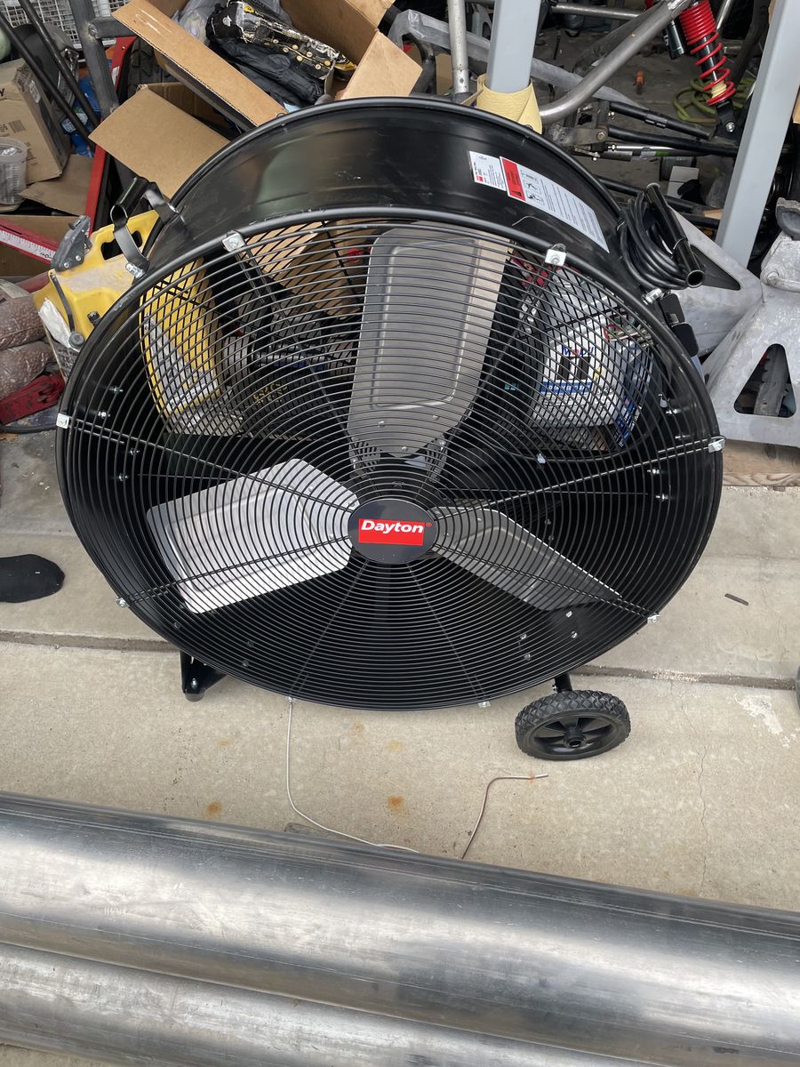 Dayton fan 30” industrial fan air moving 9700 CFM