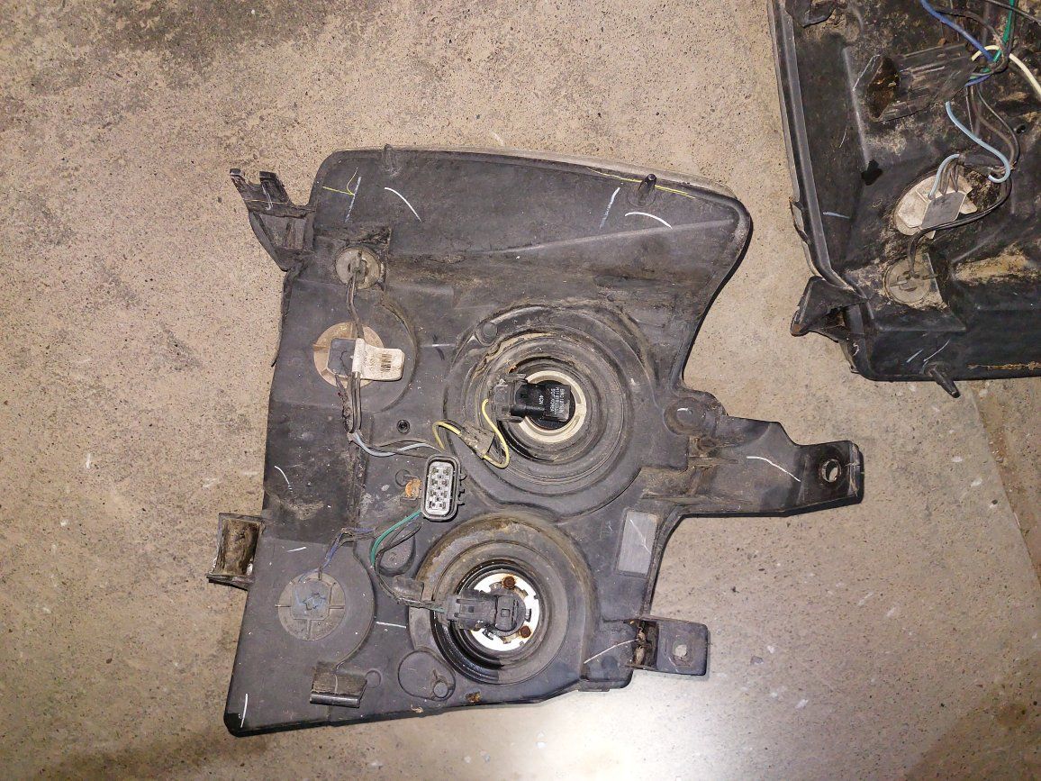 Main image 10