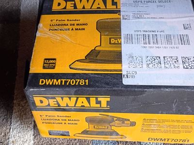 DeWalt 6" air palm sander