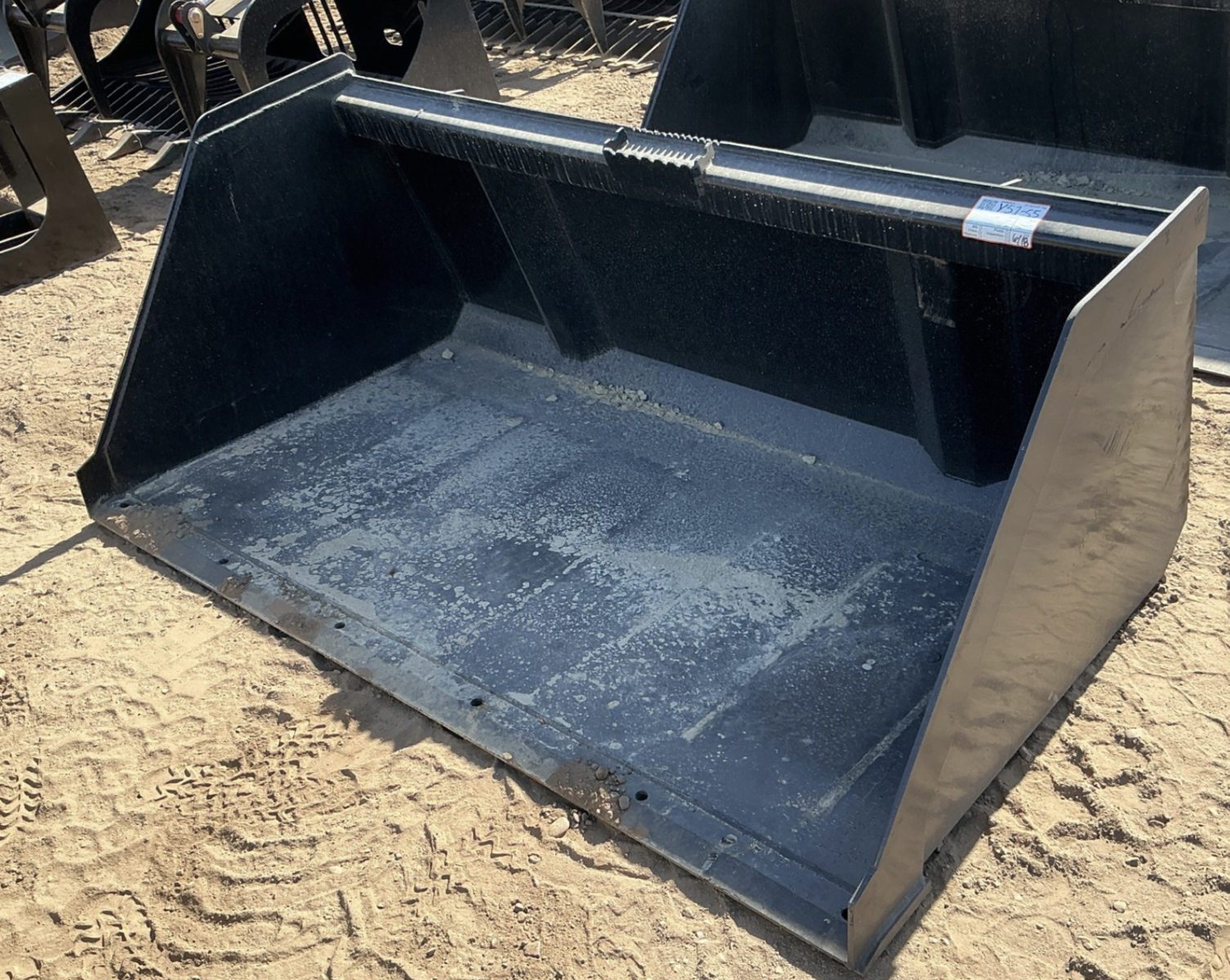 2025 Mid-State 68 in General Purpose Low Profile Skid Steer Bucket
