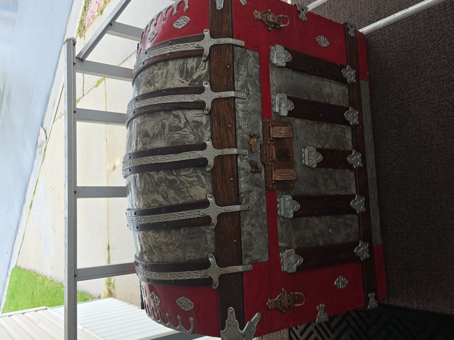 1800 steamer hump back treasure  chest