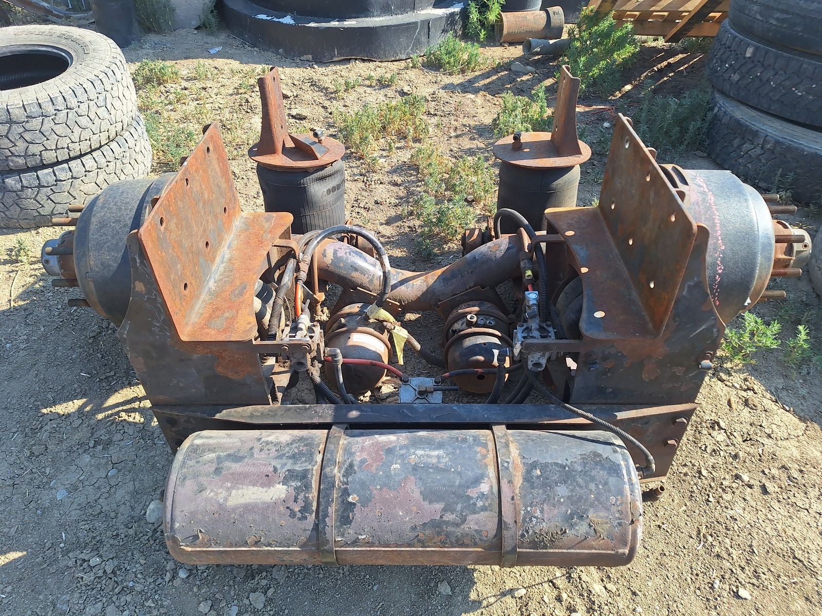 Main image 4
