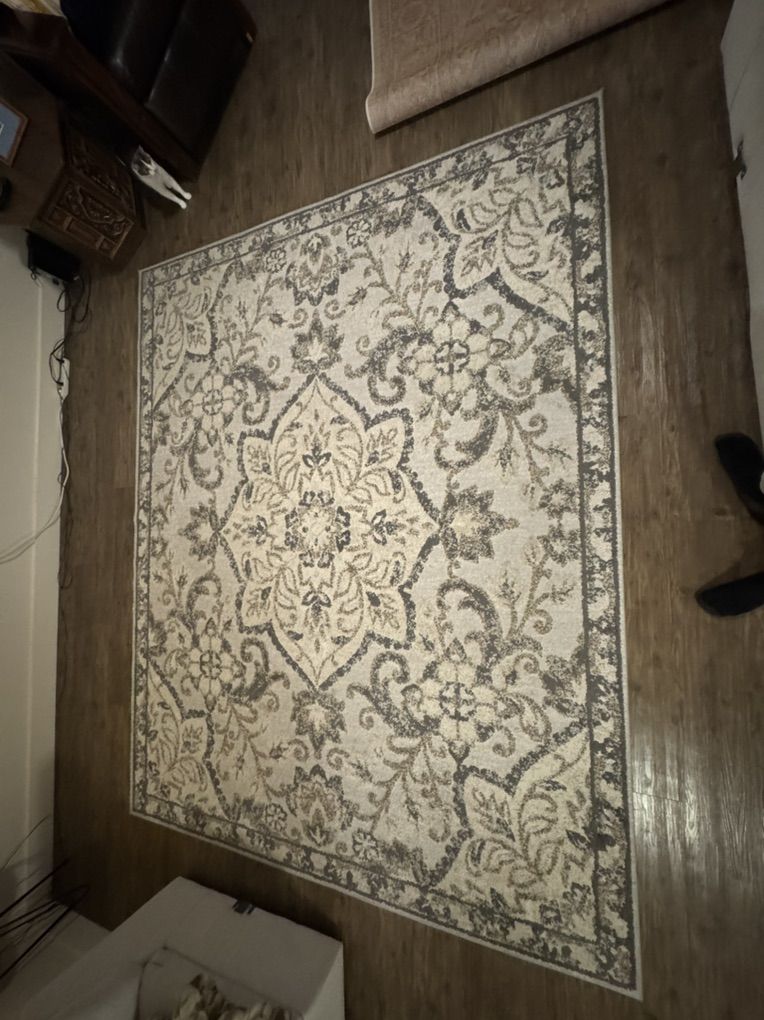 Main image 2