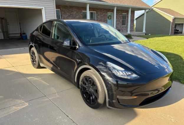 2022 Tesla Model Y Long Range