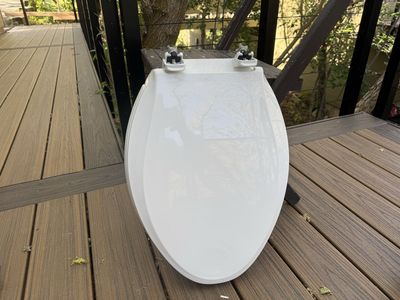 Kohler Toilet Seat New