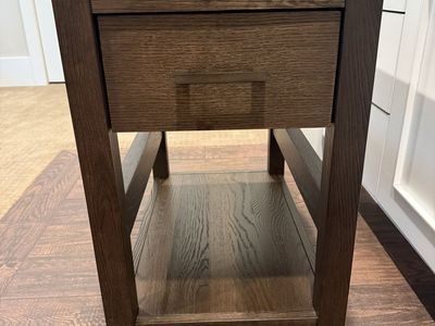 La-Z-Boy Chair Side Table – Brand New