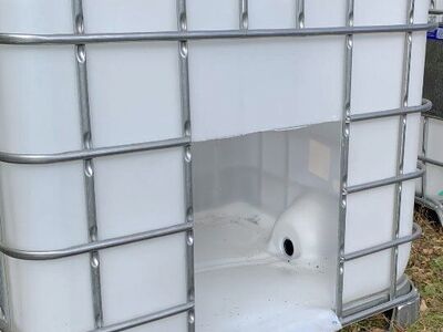 Sale 275 gal IBC totes