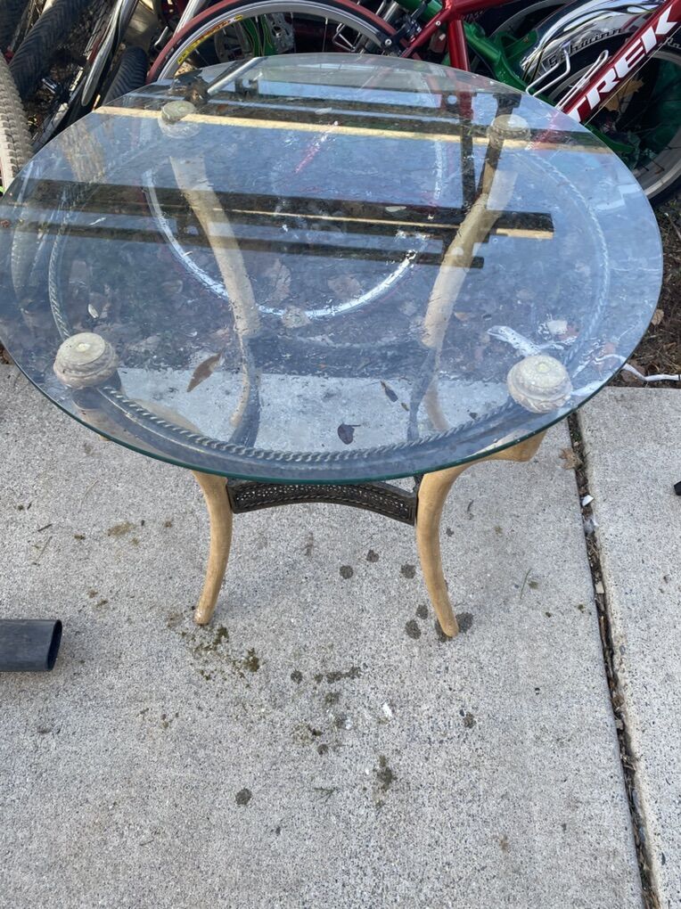 Glass table Heavy Duty