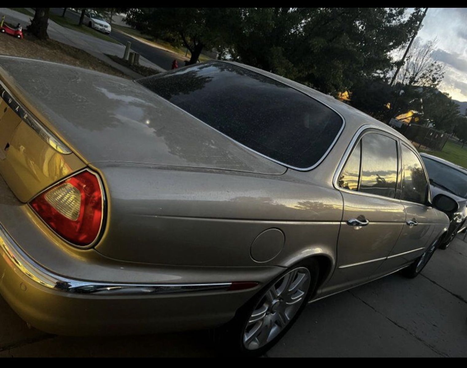 2004 JAGUAR XJ