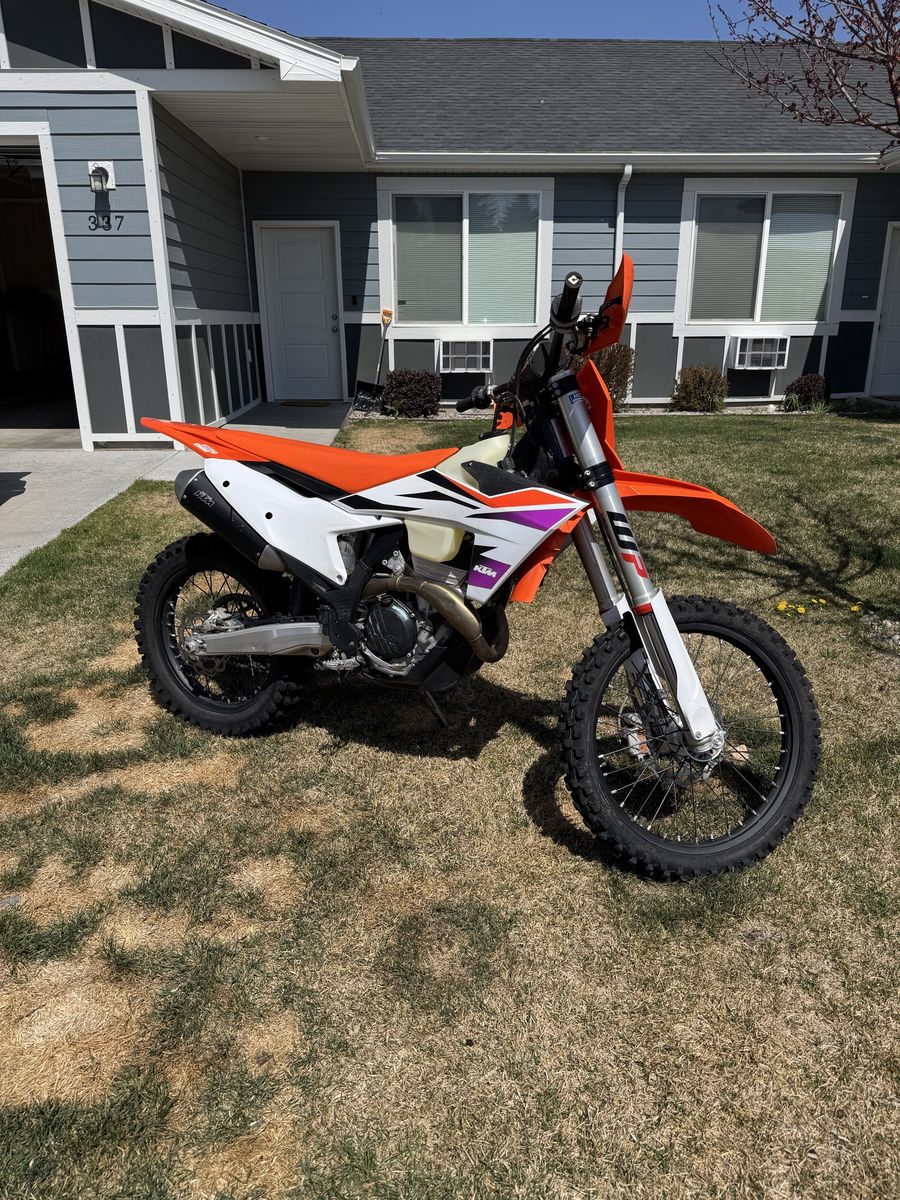 2024 KTM 350 XC-F *Low hours*