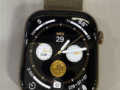Apple Watch Series 11 46mm Gold Titanium Case Milanese Loop