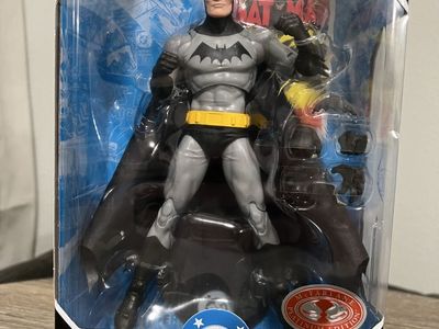 McFarlane Toys DC Multiverse Batman Golden Age #1 Platinum Edition Action Figure New