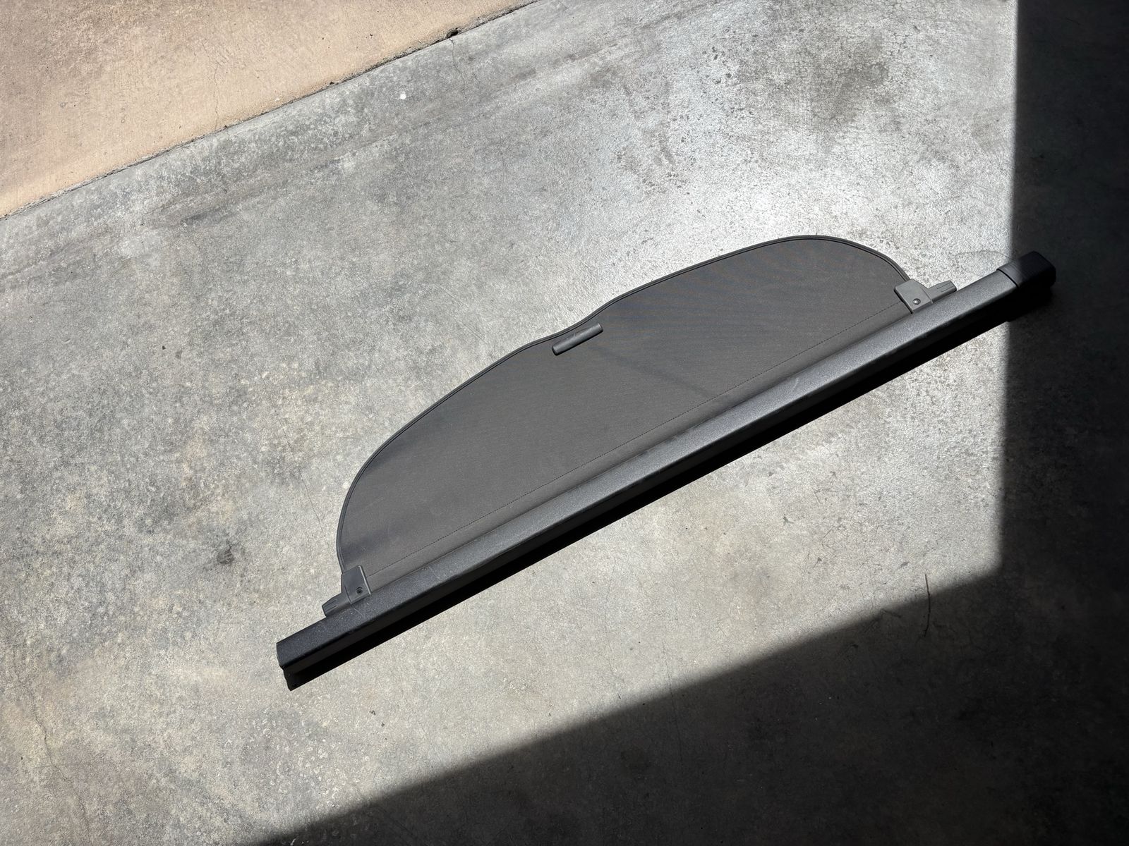 2017-2022 Honda CR-V - Retractable Cargo Cover