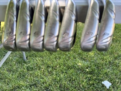 Men’s TaylorMade RBZ Irons (RH)