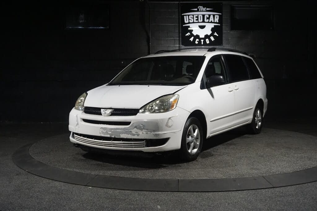 2005 TOYOTA SIENNA