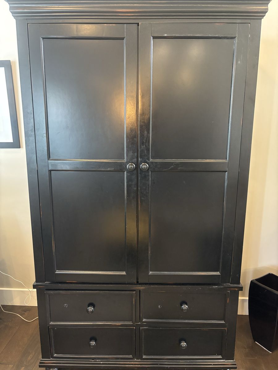 Armoire