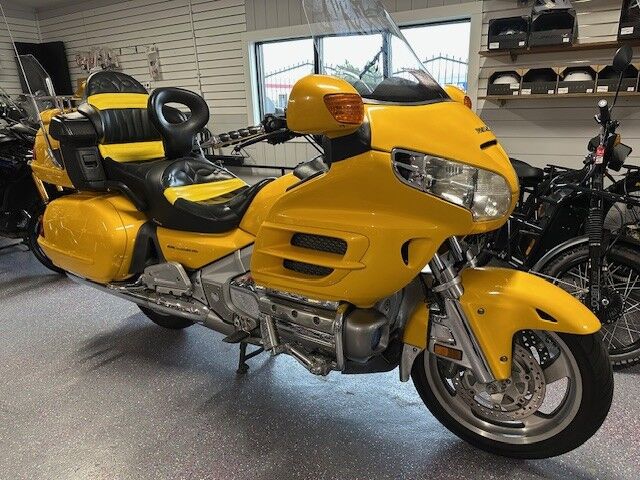 2003 Honda GL1800
