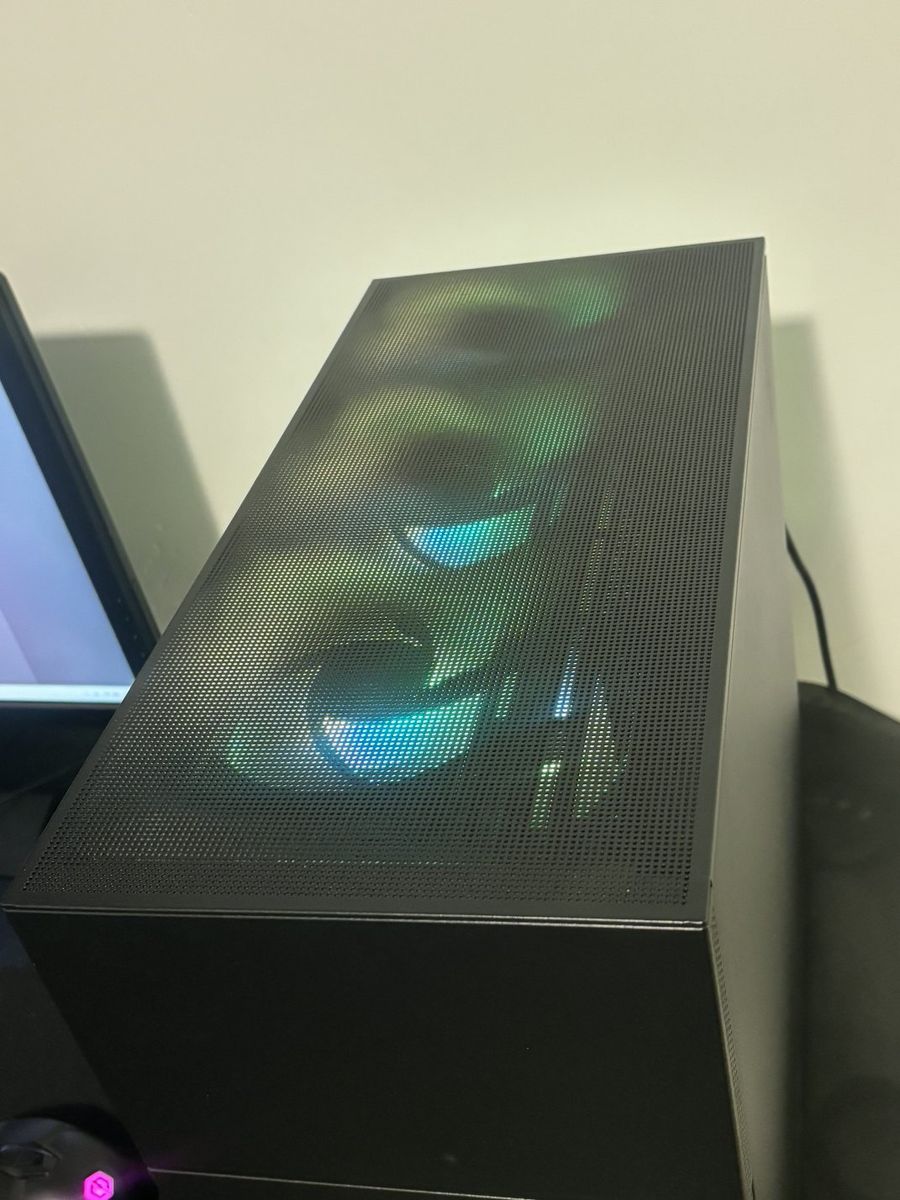 Main image 4