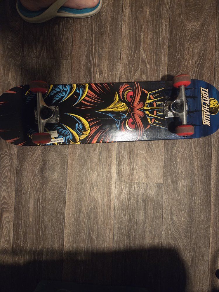 Tony Hawk Signature Series Skateboard - "Owl King" Deck, Red Wheels, Great Condition