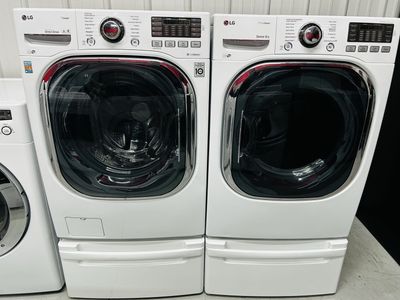 Lg Steam Electric Front Load Set With Pedestals