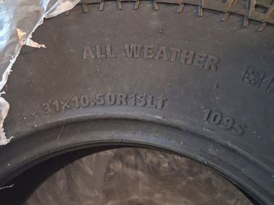 2 Tires, 31x10.50r15LT 109s
