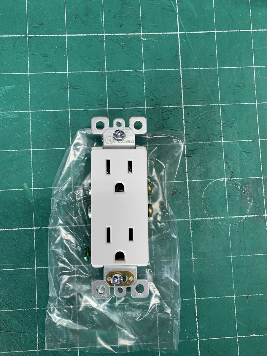 White Decorator Duplex Electrical Outlet Receptacle 15A 125V