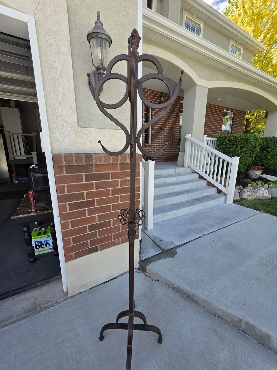 Ornate Wrought Iron Coat Rack/Hall Tree - Vintage Style Free Standing Hat & Coat Holder