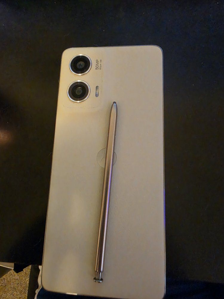 Main image 3