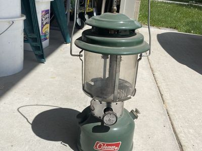 Vintage Coleman white gas lantern