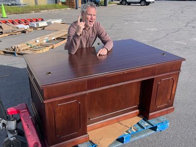 DARRAN Traditional Executive Desk Mahogany