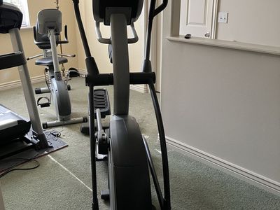 ProForm Trainer 7.0 Elliptical with iFit Coach & Quick Incline/Resistance