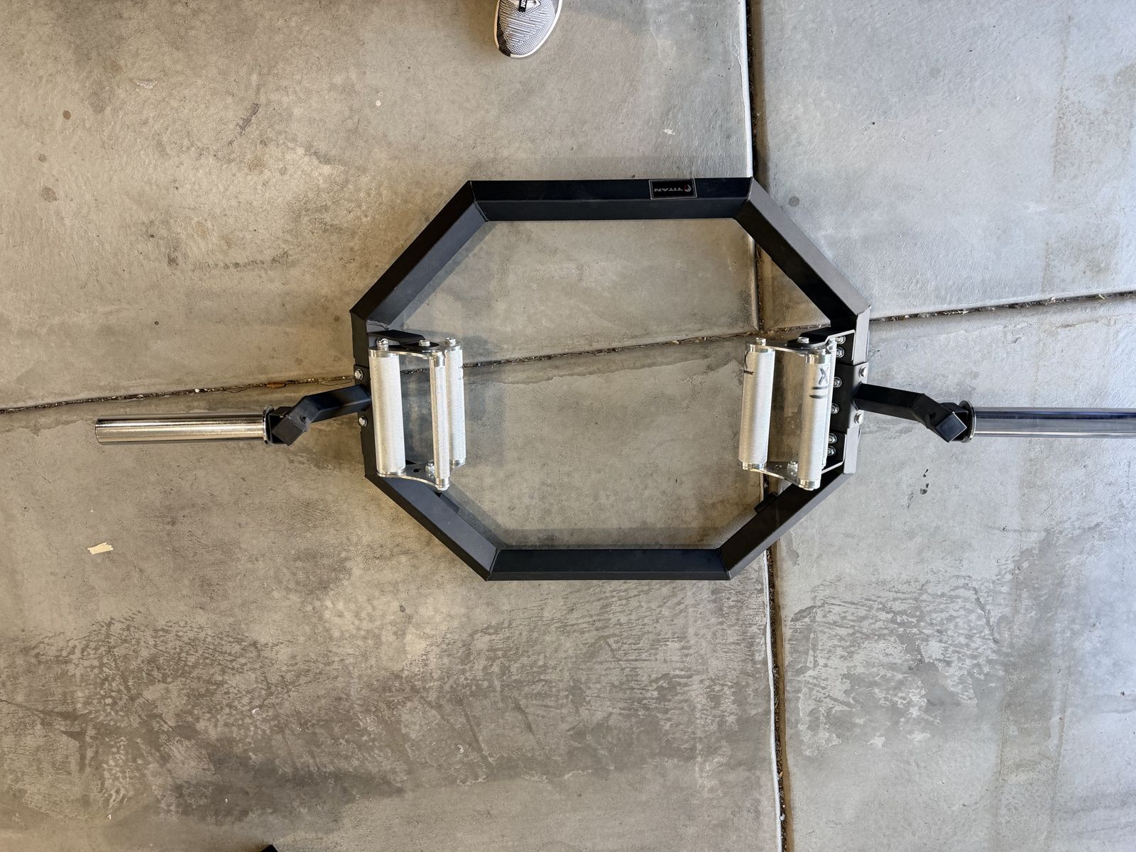 Titan fitness Trap Bar