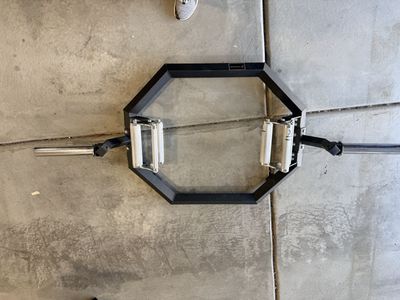 Titan fitness Trap Bar