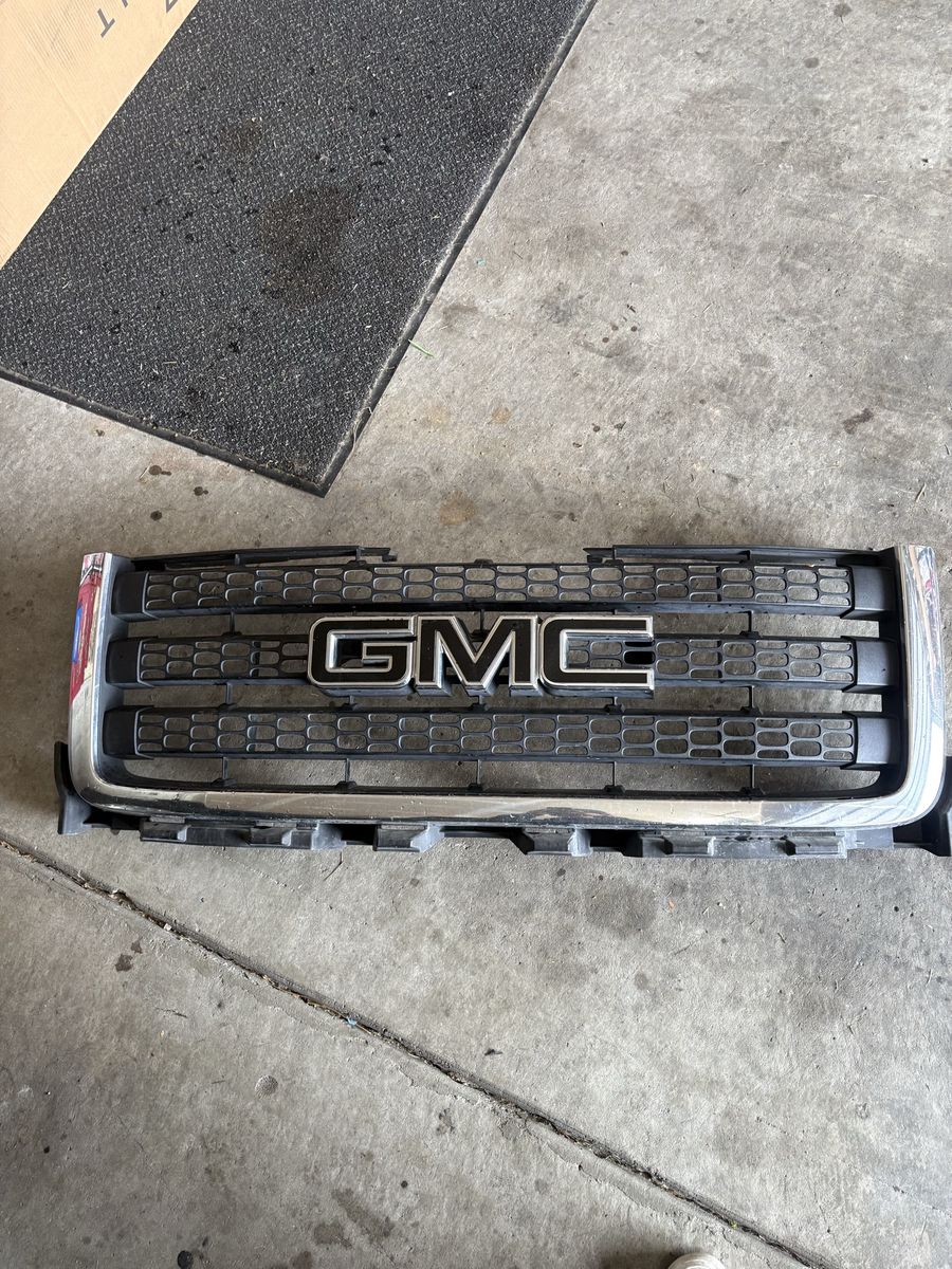 2007-13 GMC Sierra Grille