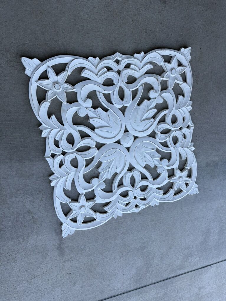 Large Lattice Look Wall Hanging 29 1/2 X 29 1/2