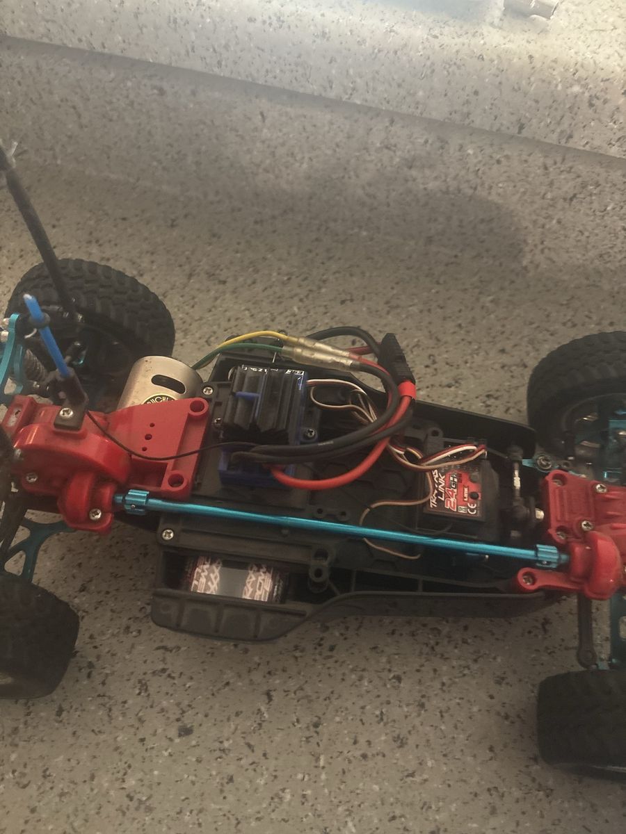Main image 4
