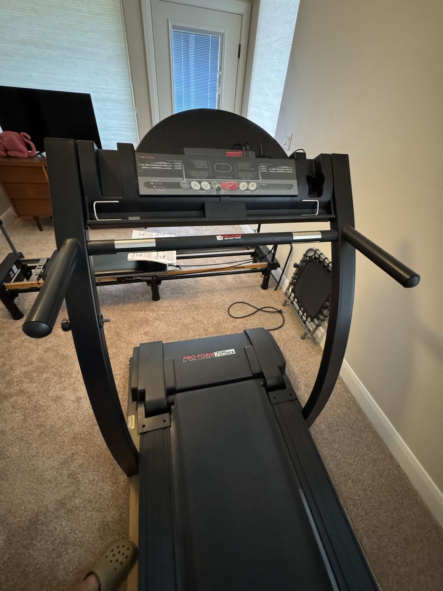 PRO-FORM 725Ex Treadmill
