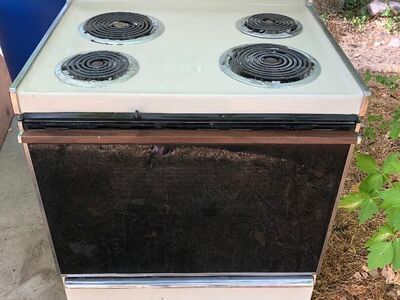 GE Almond Electric Range (Self Cleaning)