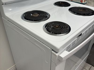 GE White Electric Range Stove with 4 Burners